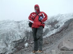 09-Near the very cold glacier at 5043 m